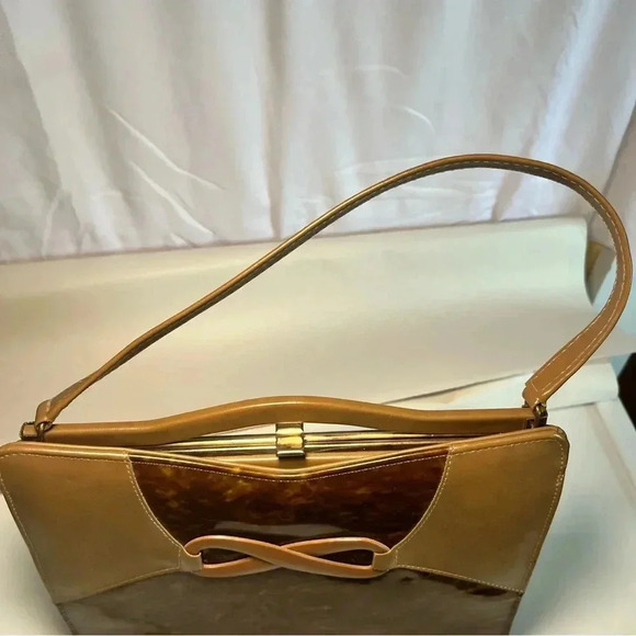 Vintage 60s Mod Bow Handbag by Air Step - Picture 5 of 14